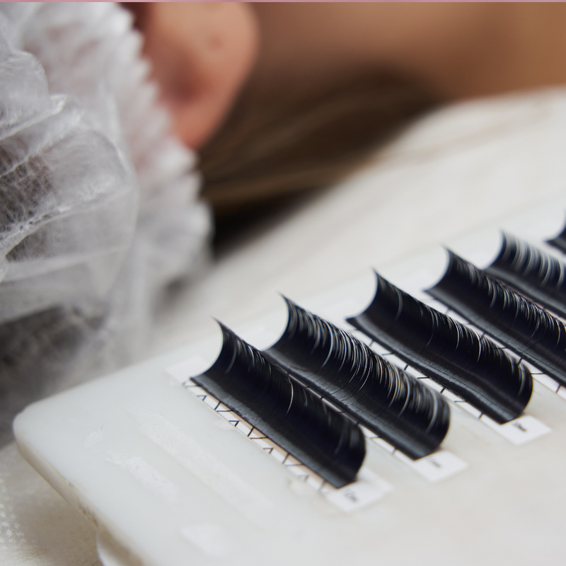 The Subtle Elegance: All You Need to Know About Bottom Eyelash Extensions